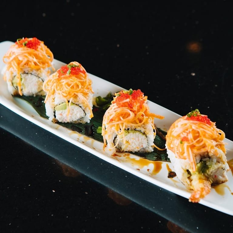Delicious Dragon Roll: A Sushi Favorite