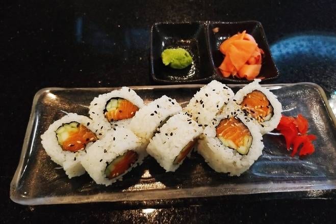 Spicy Salmon Roll.