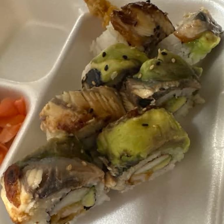 Delicious Dragon Roll Experience